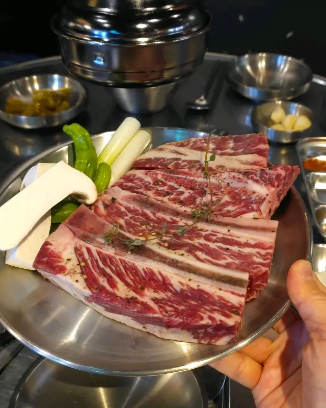 깔끔한 테이블 세팅