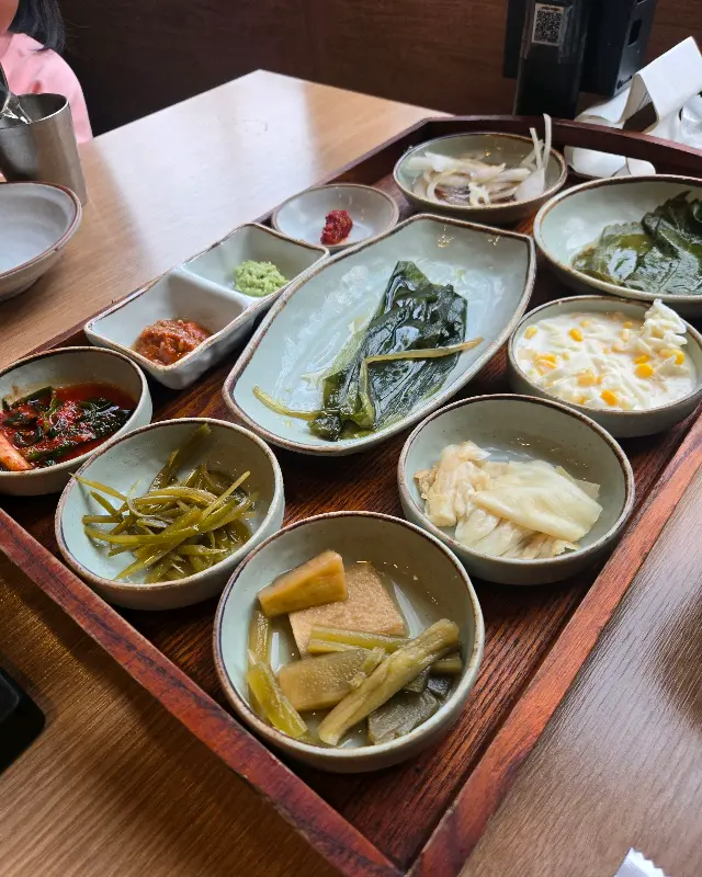 다채로운 밑반찬