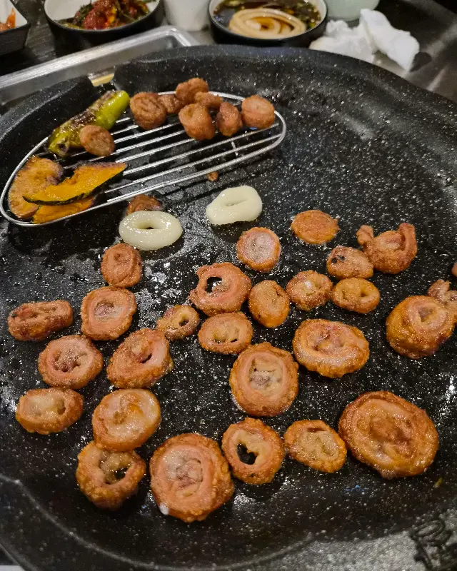 노릇노릇 익어가는 막창