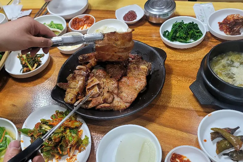 돼지갈비 쌈