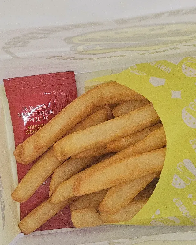 노릇노릇한 감자튀김