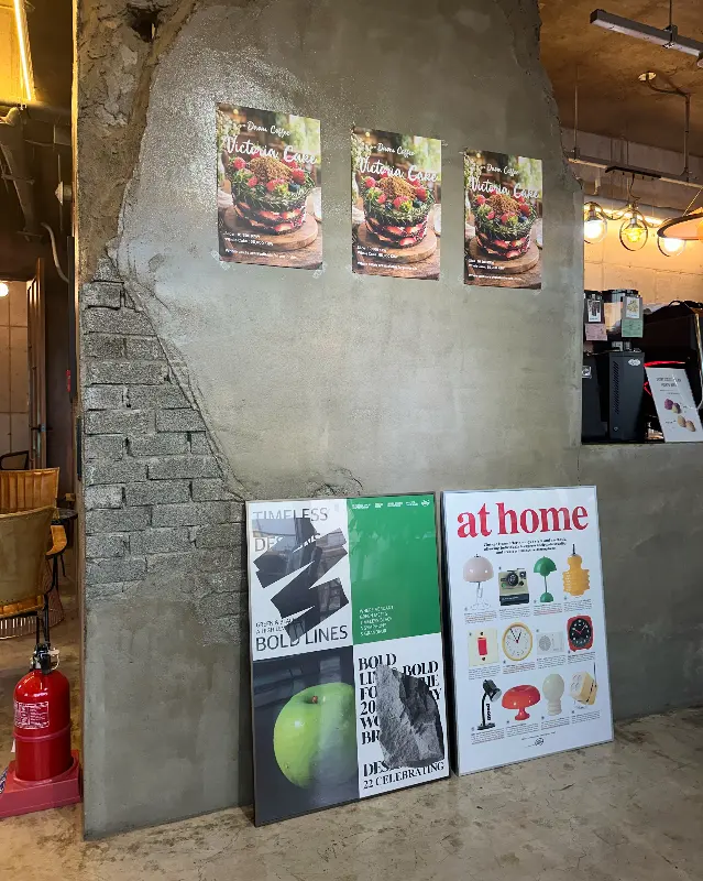 카페 내부 인테리어