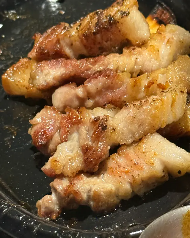 환상적인 비주얼의 이베리코 꽃목살