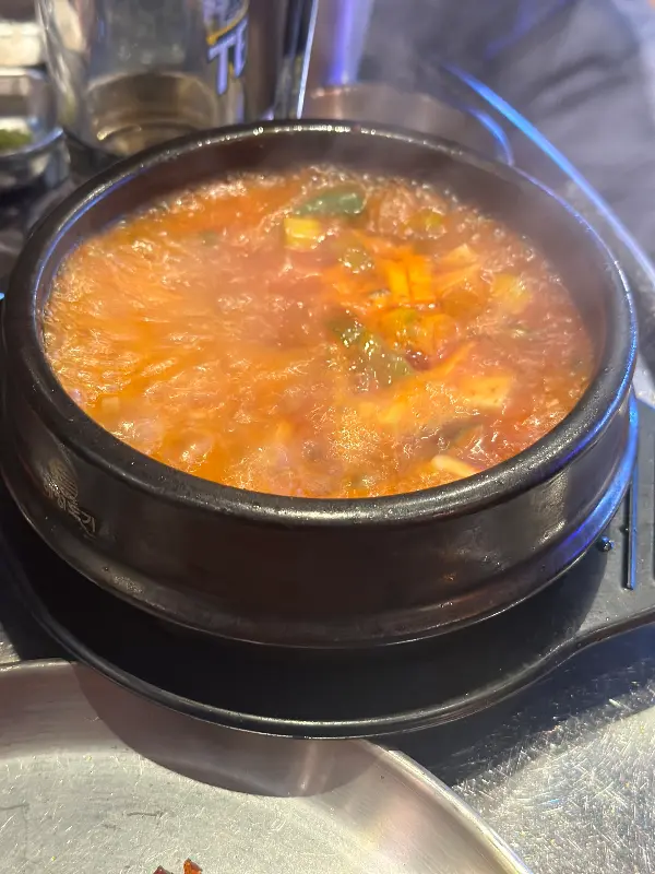 깊고 진한 맛이 일품인 된장찌개