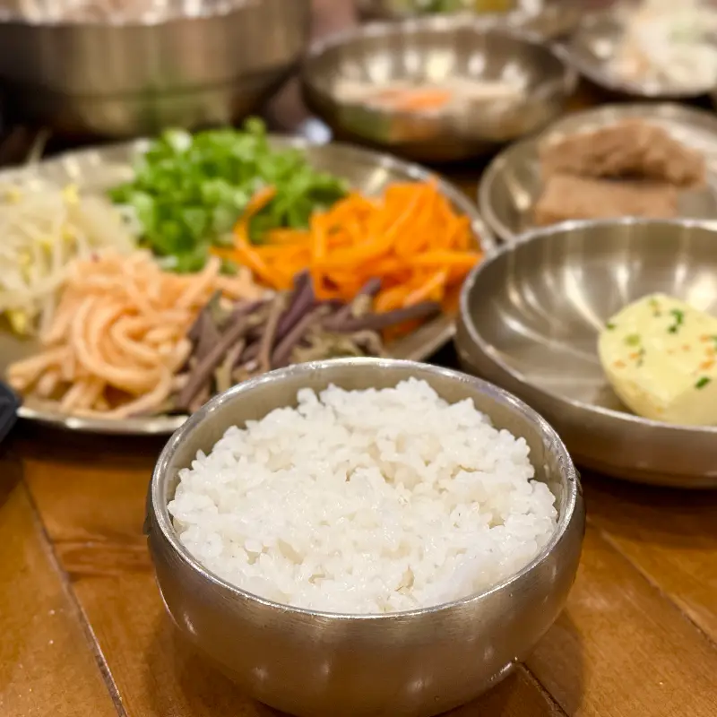 보리밥과 고등어구이