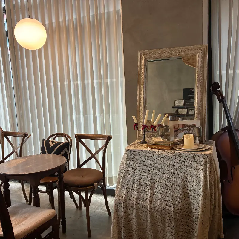 페니힐스 커피스테이션 인테리어