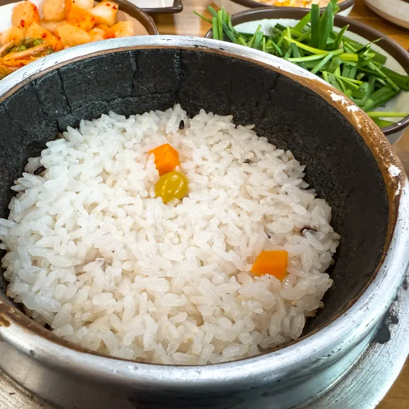 돌솥밥 클로즈업 사진