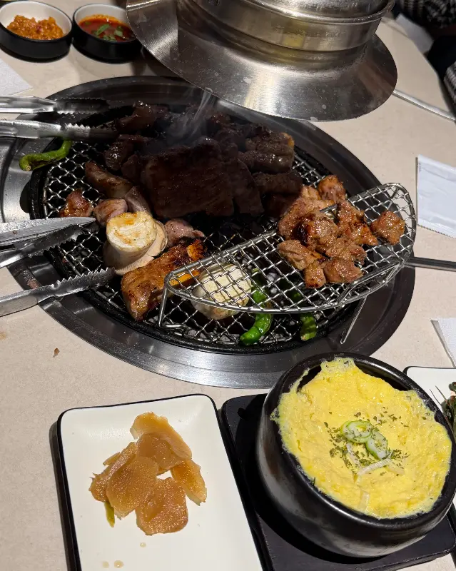 숯불구이와 치즈된장술밥