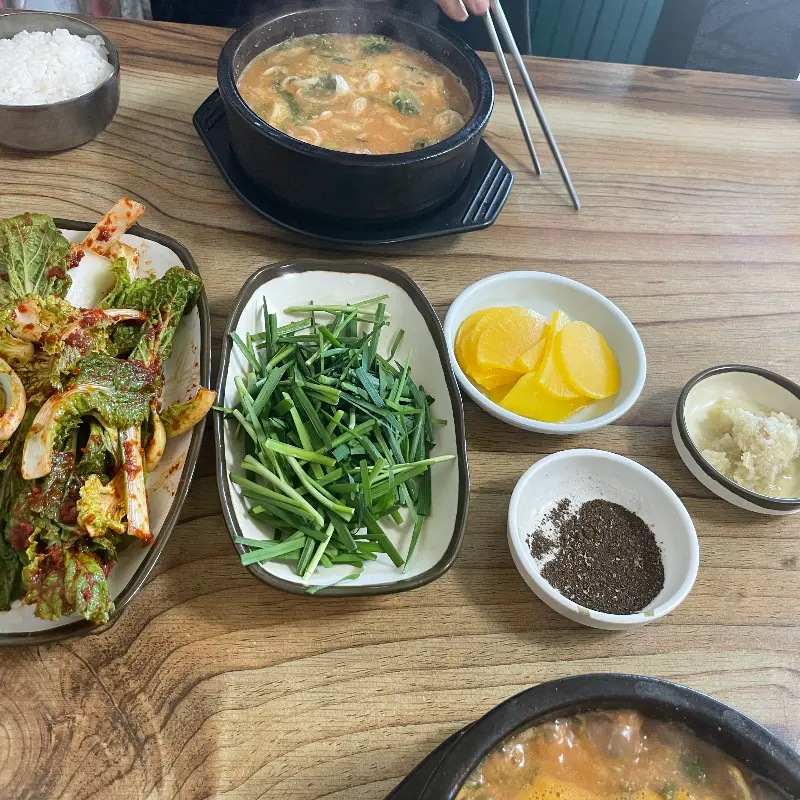 어탕국수 한상차림