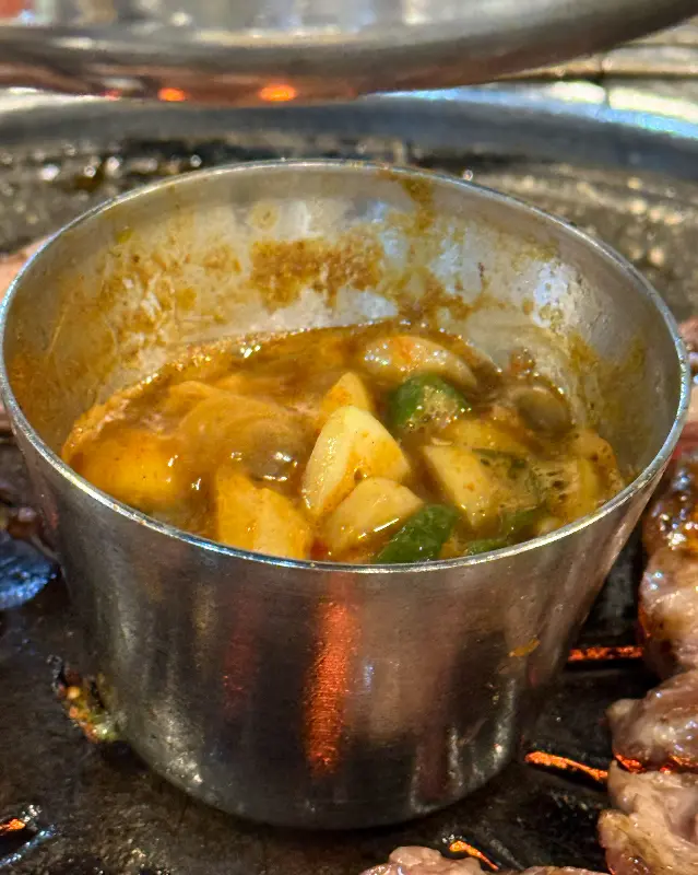 먹음직스러운 흑돼지