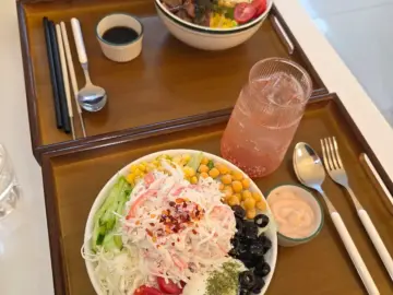 혼밥 성지, 강대후문에서 만난 샌치! 춘천 맛집 인정