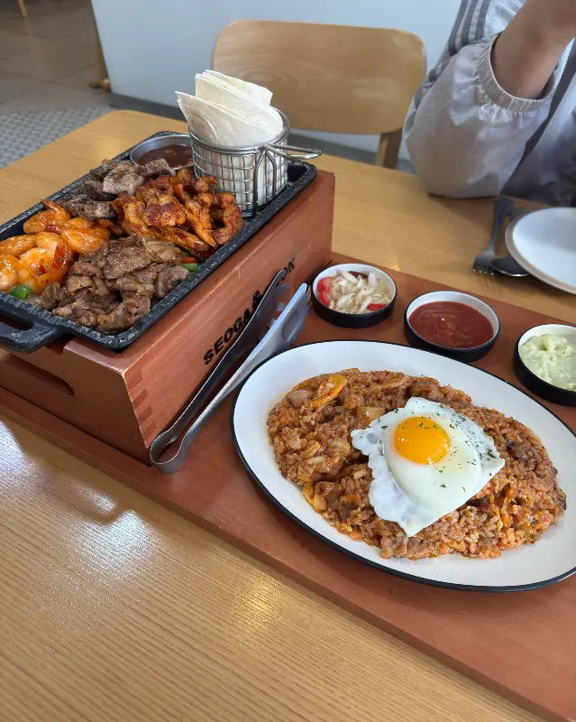 푸짐한 한 상 차림