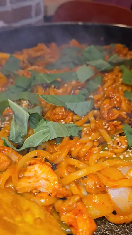 닭갈비와 우동사리