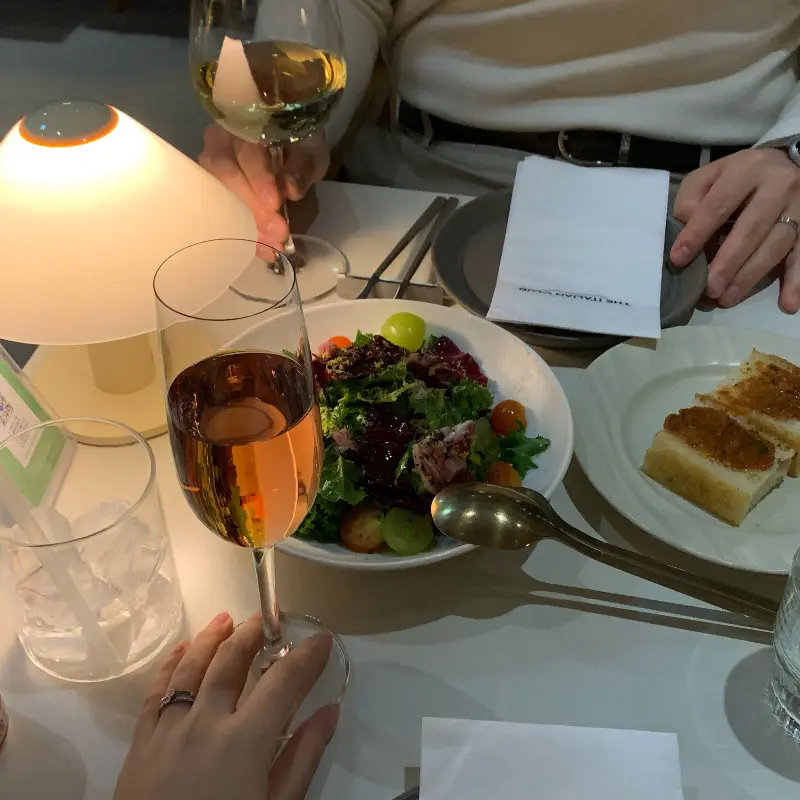 와인과 함께 즐기는 식사