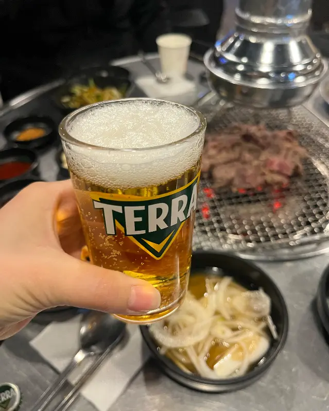맥주와 함께 즐기는 갈비