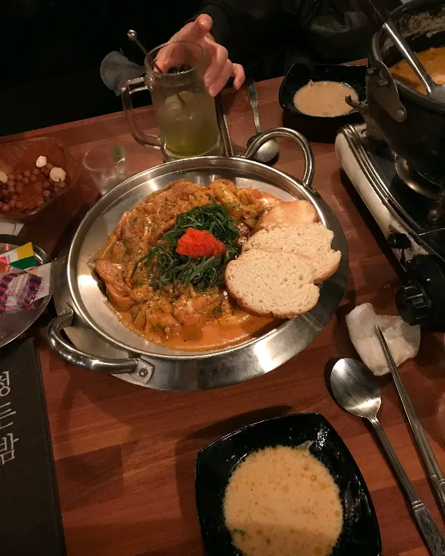 정든밤의 크림 짬뽕