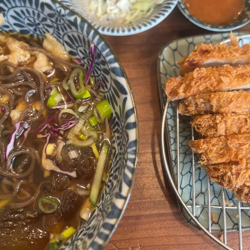 온모밀과 돈까스