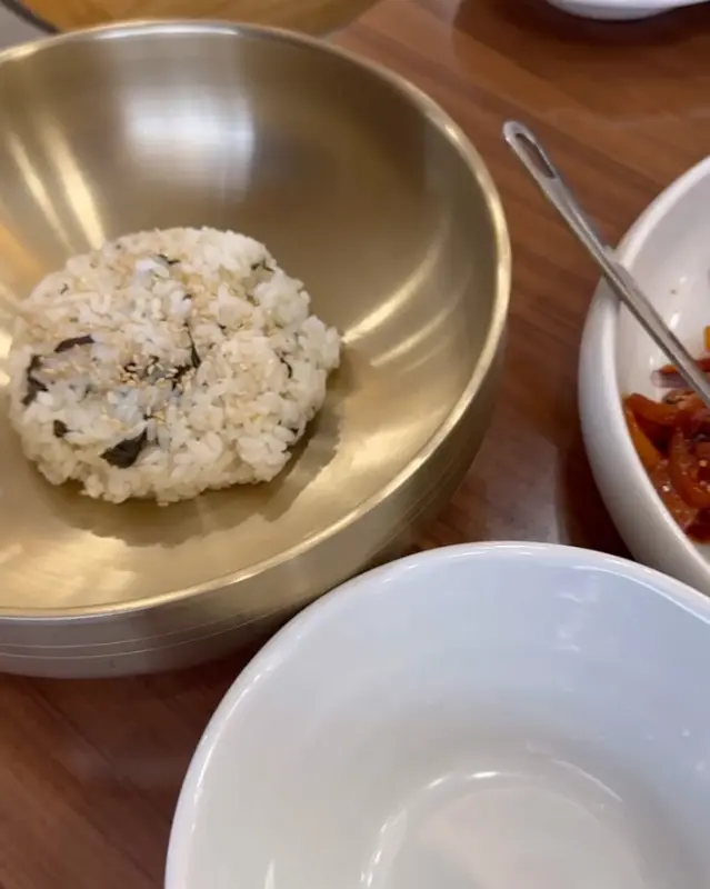 향긋한 곤드레가 듬뿍 들어간 곤드레 밥