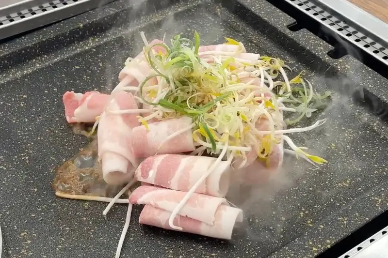 대패삼겹살과 콩나물, 파채