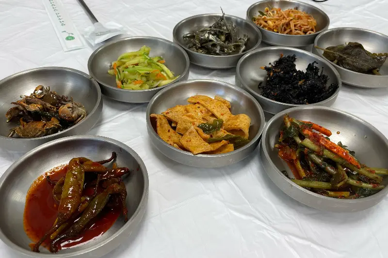 다채로운 밑반찬