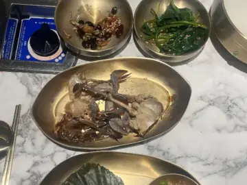 잠실 맛집 힙스터들의 성지, 운암회관에서 펼쳐지는 구절판 판타스틱!