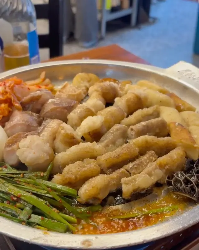 다 익은 곱창 모듬 사진