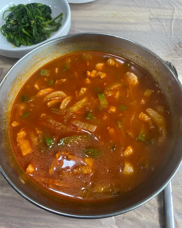 애호박돼지국밥