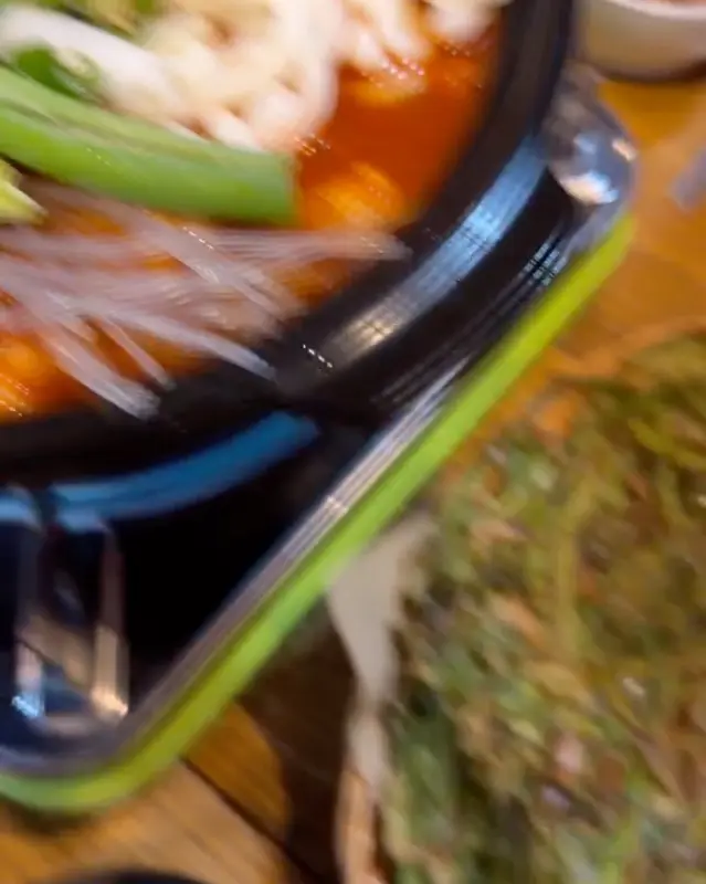 샘골주막의 김치전과 곱도리탕