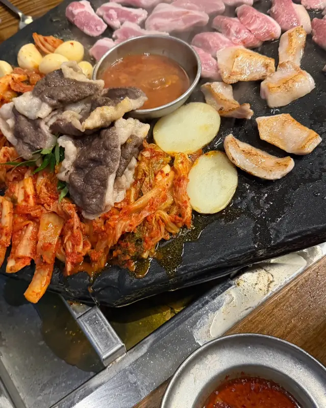 석암생소금구이 밑반찬