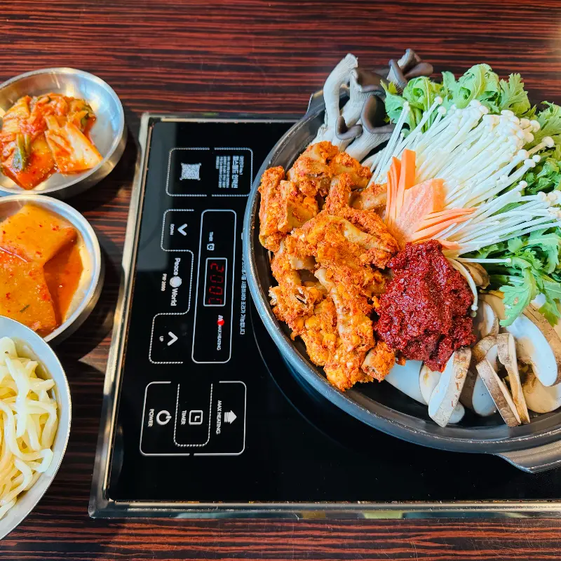 곱창전골 한 상 차림