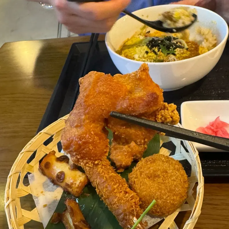 가라아게동과 튀김