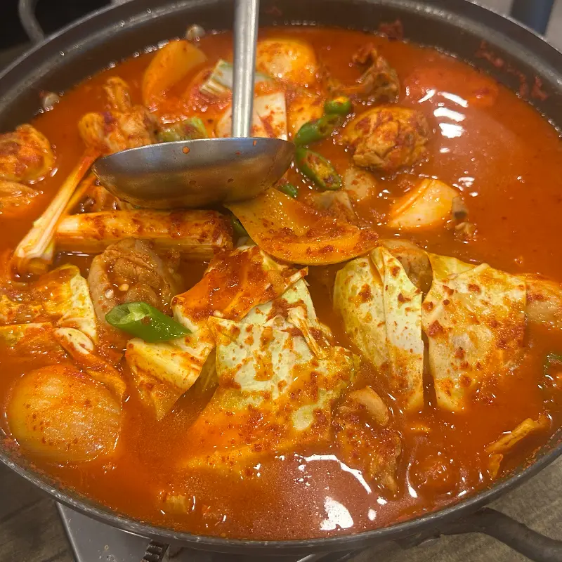 국물이 자작한 닭볶음탕