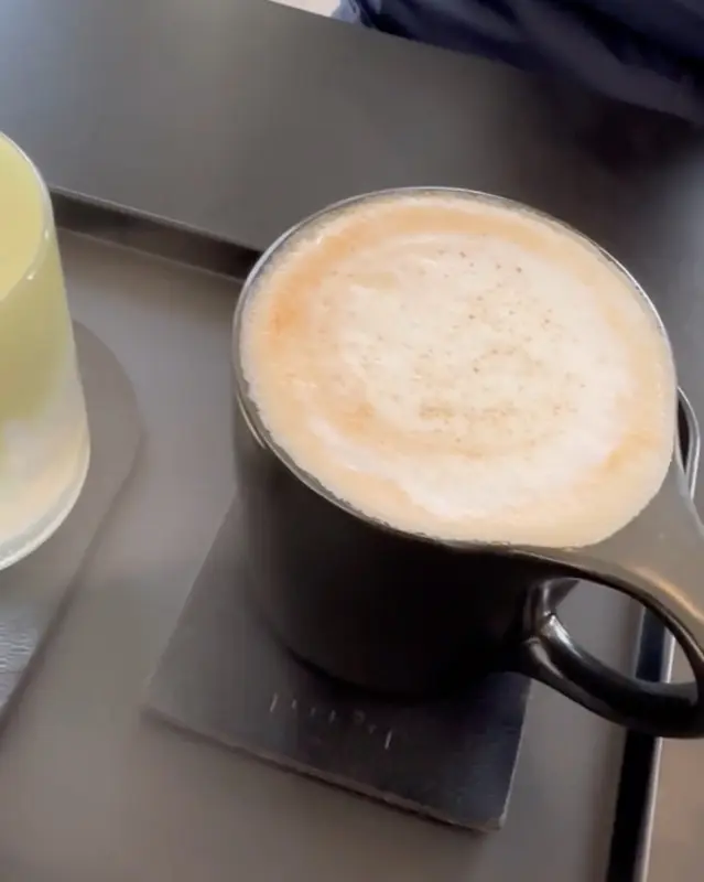 피어몬트의 말차 코코넛