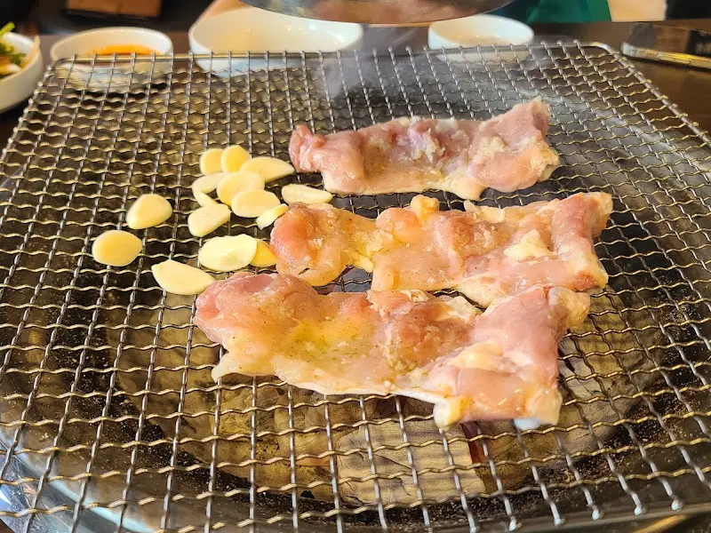 깔끔하게 정돈된 테이블