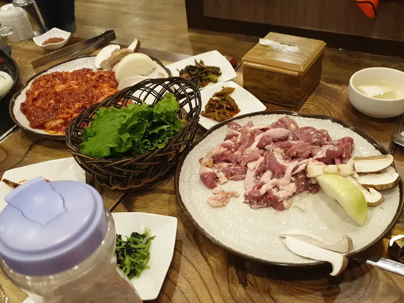 푸짐한 오리 한 상