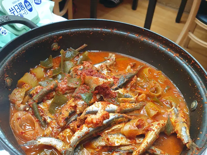 매콤달콤한 멸치조림