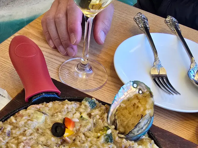 전복 리조또와 와인