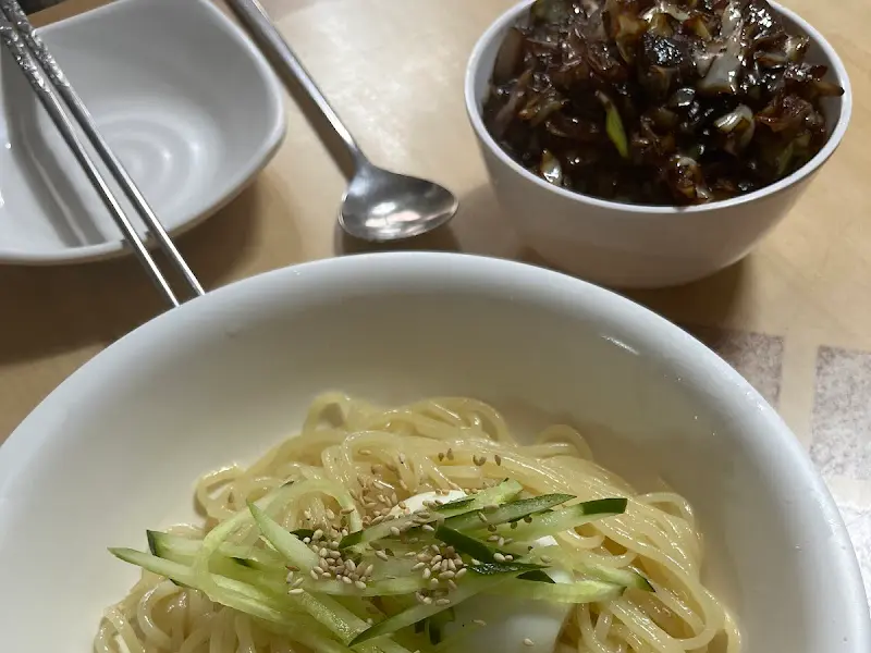 윤기 자르르 흐르는 간짜장