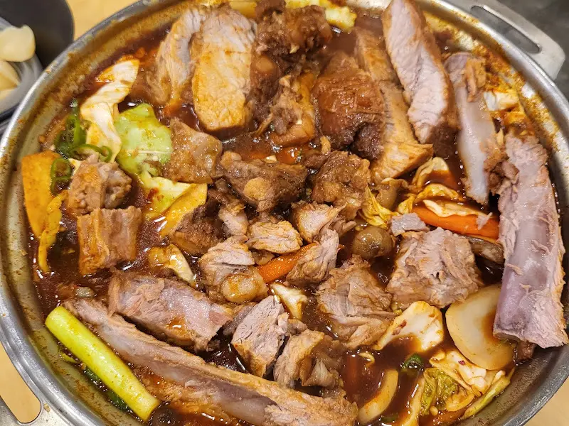 갈비찜을 가까이에서 찍은 사진