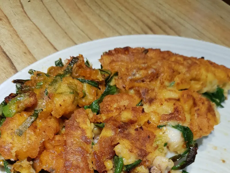 해물파전의 먹음직스러운 모습