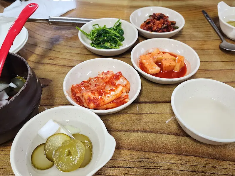 강변손두부 밑반찬