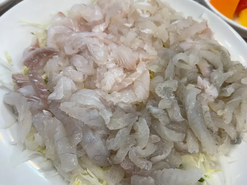 싱싱한 도다리 광어 회