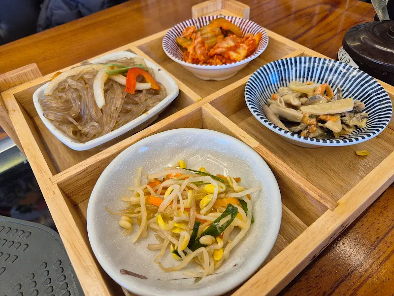 다양한 종류의 반찬