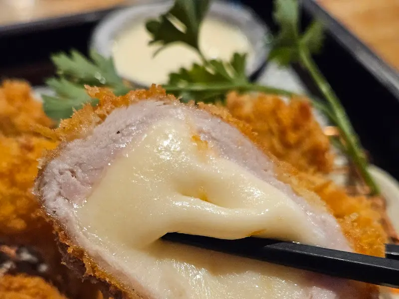 환상적인 비주얼의 치즈 돈까스