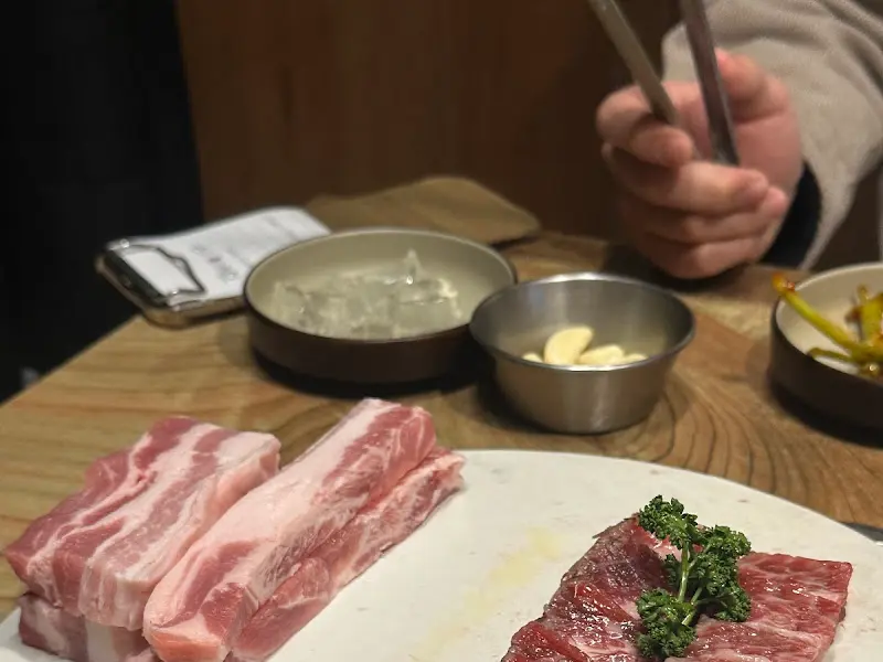 우대갈비와 함께 제공된 밑반찬