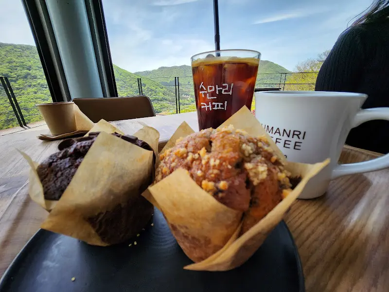 수만리커피에서 맛볼 수 있는 디저트