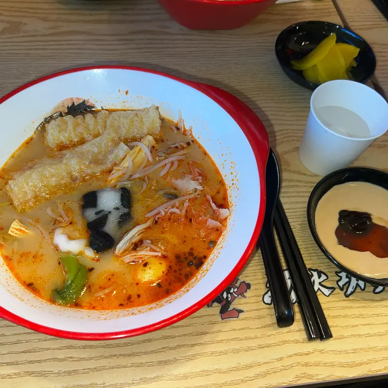 마라탕 국물의 깊은 맛