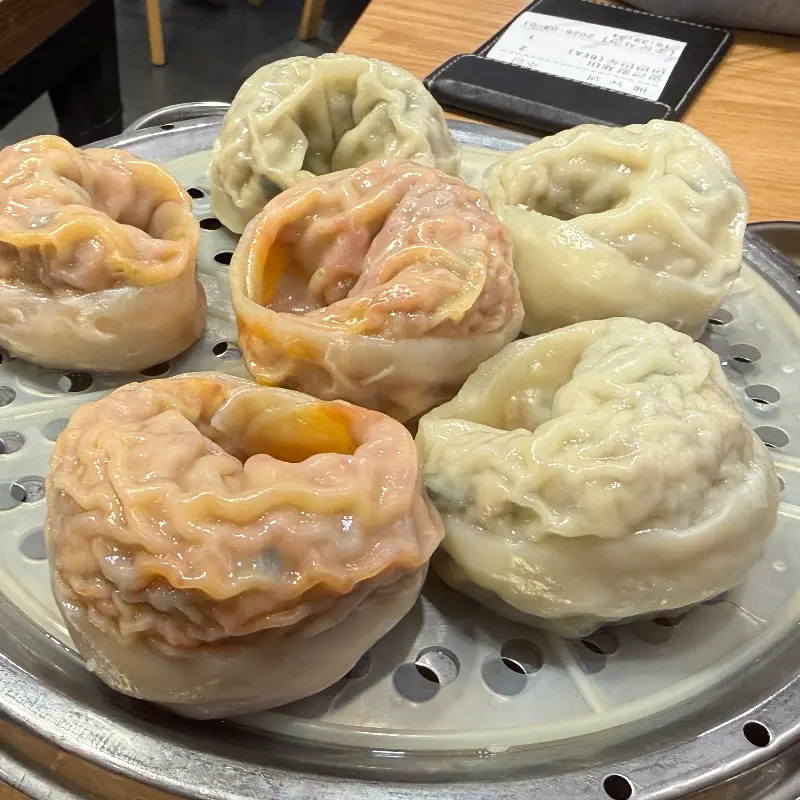 김치만두와 고기만두