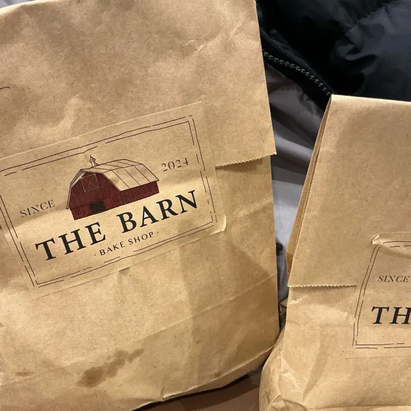 포장해온 디저트