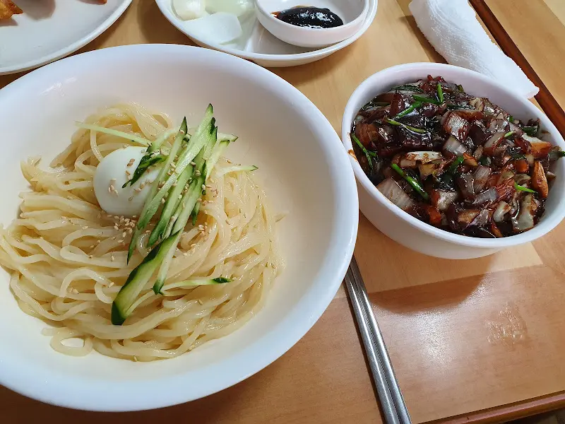 간짜장과 곁들임